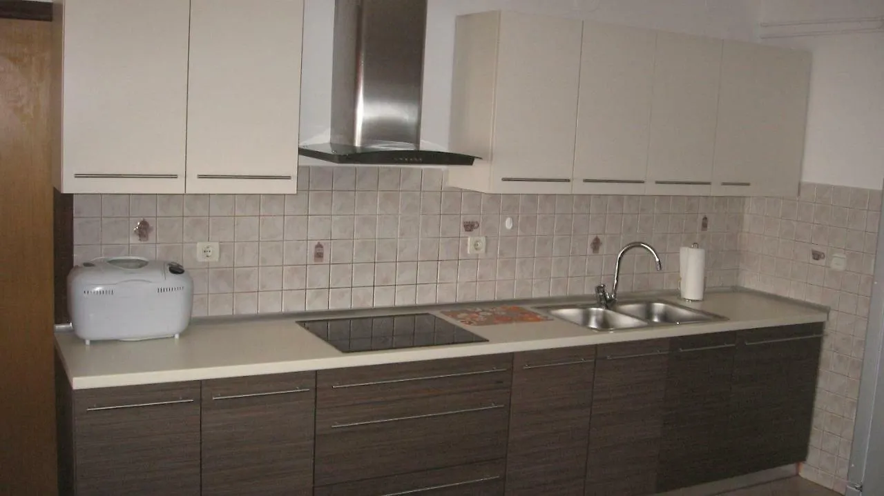 Apartments Grozdanic Fazana 0*,  Croatia